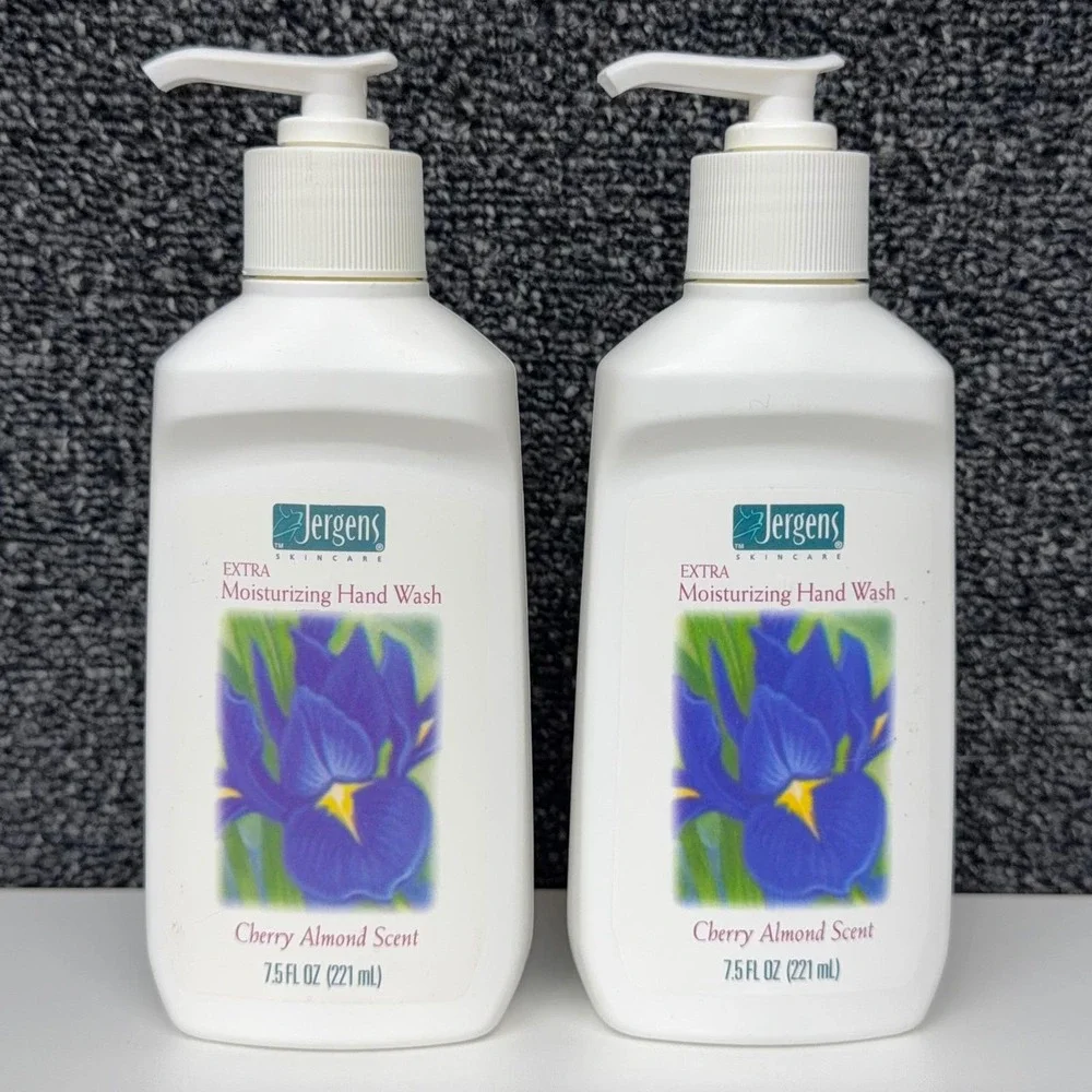 Vtg Jergens Extra Moisturizing Hand Wash Cherry Almond Scent 7.5oz Pump Bottle 2
